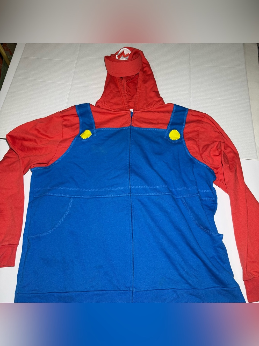 Universal Studios Hollywood Super Nintendo World Mario Zip-Up Hoodie 2XL